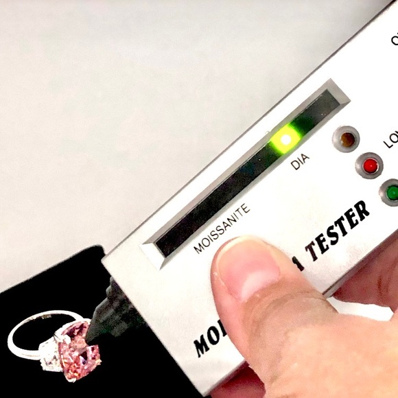 Oval, Round & Baguette Cut Pink & White Diamond Ring - Picture 10 of 16